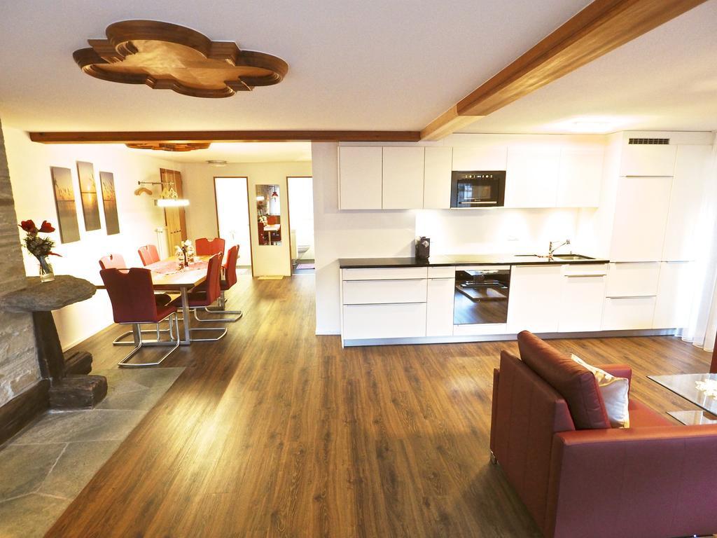 Chalet Bergkristall Zermatt Oda fotoğraf