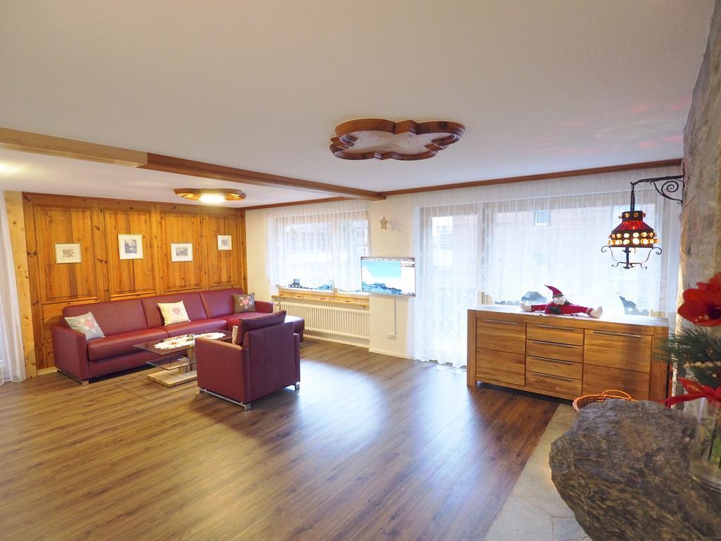Chalet Bergkristall Zermatt Oda fotoğraf